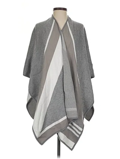 Pre-owned Chico's Poncho In Gray