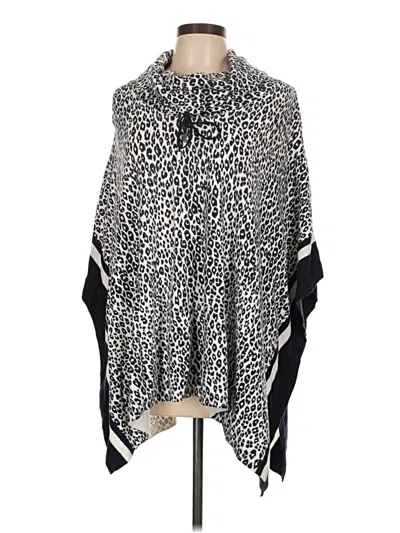 Pre-owned Chico's Poncho In Silver