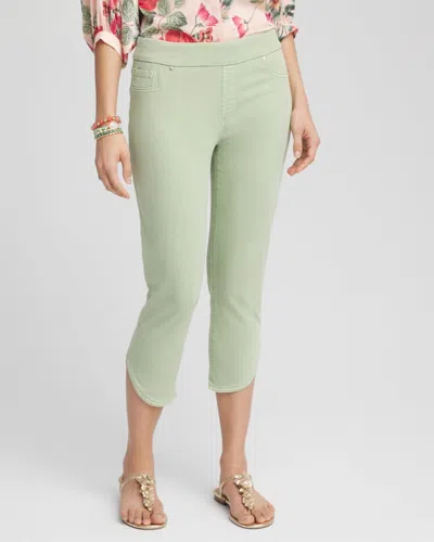 Chico's Pull-on Dolphin-hemmed Capri Jeans In Green Size 14 |  In Moroccan Mint