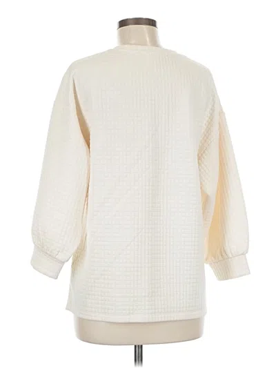 Pre-owned Chico's Pullover Sweater In White