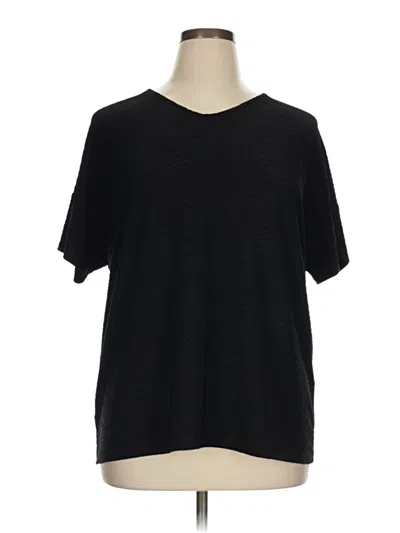 Pre-owned Chico's Short Sleeve T-shirt In Black