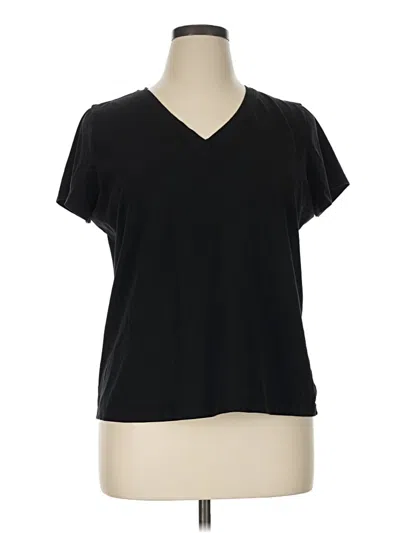 Pre-owned Chico's Short Sleeve T-shirt In Black