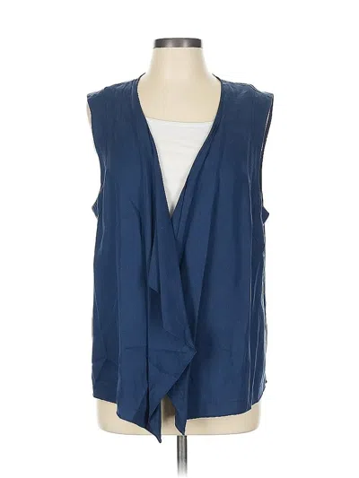 Pre-owned Chico's Sleeveless Blouse In Blue