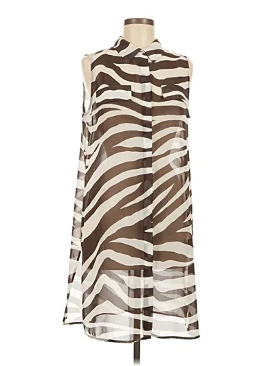 Pre-owned Chico's Sleeveless Blouse In Brown