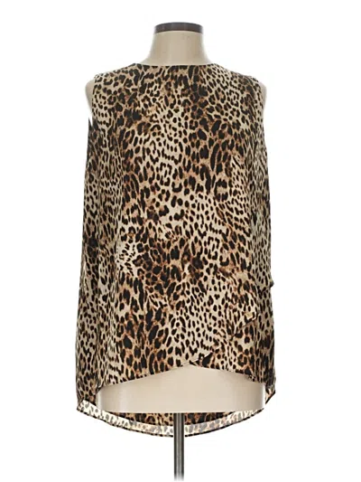 Pre-owned Chico's Sleeveless Blouse In Gold