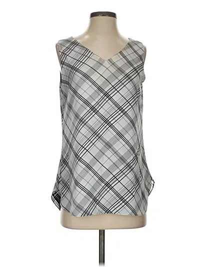 Pre-owned Chico's Sleeveless Blouse In Gray