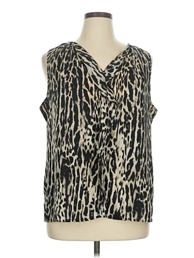 Pre-owned Chico's Sleeveless Blouse In Ivory