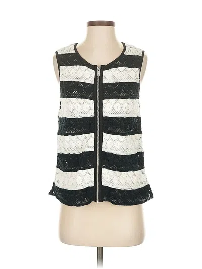 Pre-owned Chico's Sleeveless Blouse In Silver