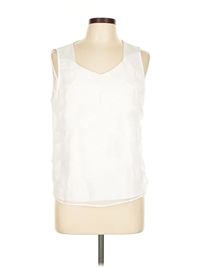Pre-owned Chico's Sleeveless Blouse In White