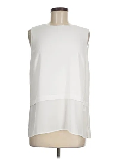 Pre-owned Chico's Sleeveless Blouse In White
