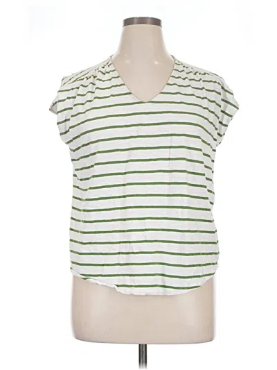 Pre-owned Chico's Sleeveless T-shirt In Green