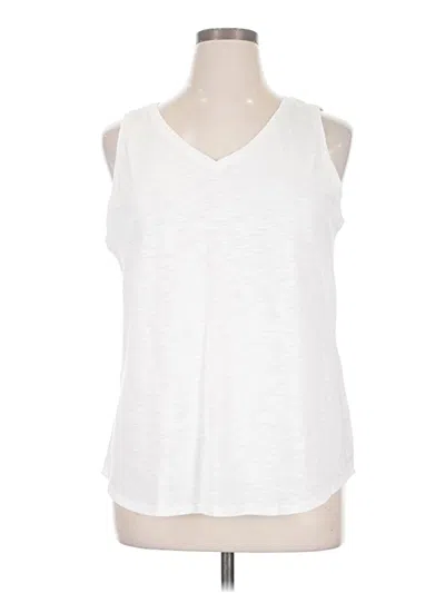 Pre-owned Chico's Sleeveless T-shirt In White