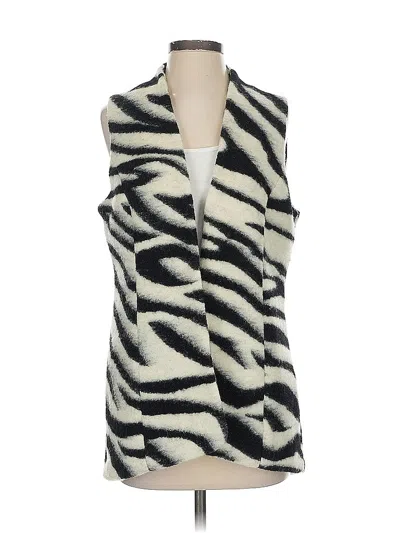 Pre-owned Chico's Sweater Vest In White