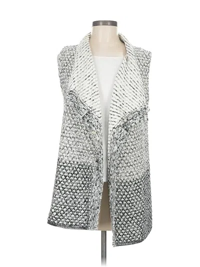 Pre-owned Chico's Sweater Vest In White