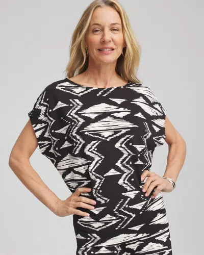 Chico's Travelers Crinkled Knit Geo-print Top In Black
