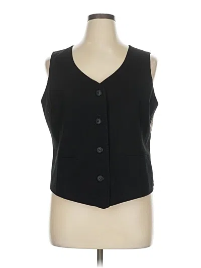 Pre-owned Chico's Vest In Black