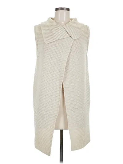Pre-owned Chico's Vest In Ivory