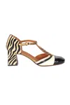 Chie Mihara - Shoes With Heel - 460782 - Black/ivory In Black