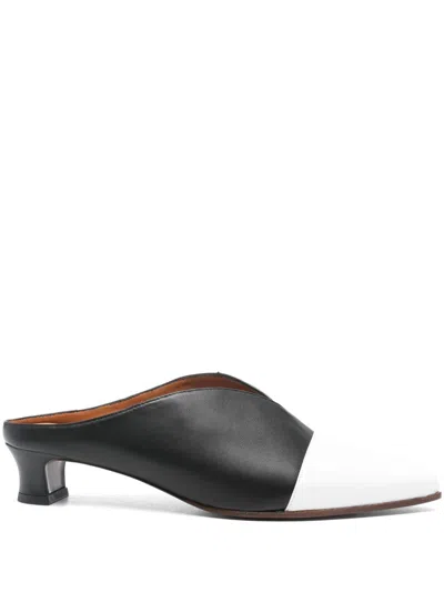 Chie Mihara Haleu Mules 40mm In Schwarz