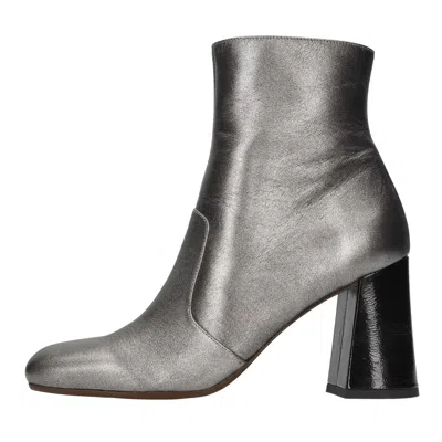 Chie Mihara Boots In Silver