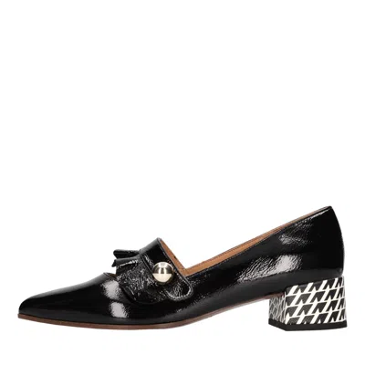 Chie Mihara Flat Shoes In Black