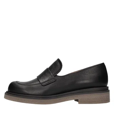 Chie Mihara Flat Shoes In Black