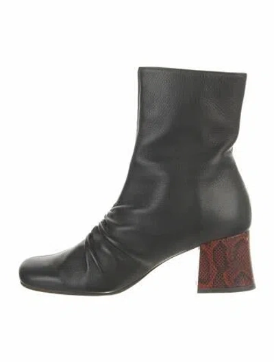 Pre-owned Chie Mihara Leather Boots In Black