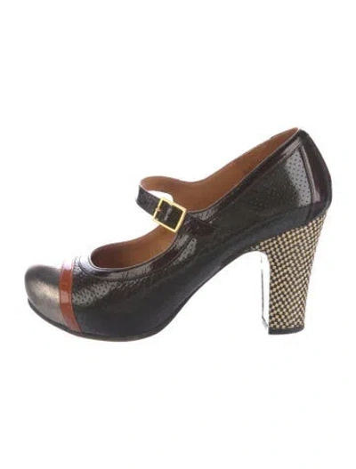 Pre-owned Chie Mihara Leather Colorblock Pattern Pumps In Black