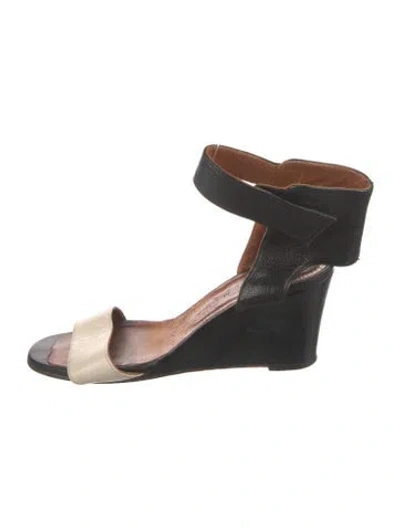 Pre-owned Chie Mihara Leather Colorblock Pattern Sandals In Black