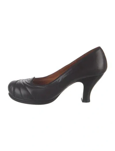 Pre-owned Chie Mihara Leather Pumps In Black