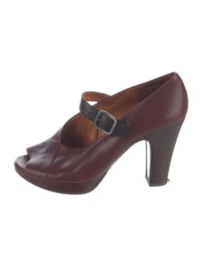 Pre-owned Chie Mihara Leather Pumps In Burgundy