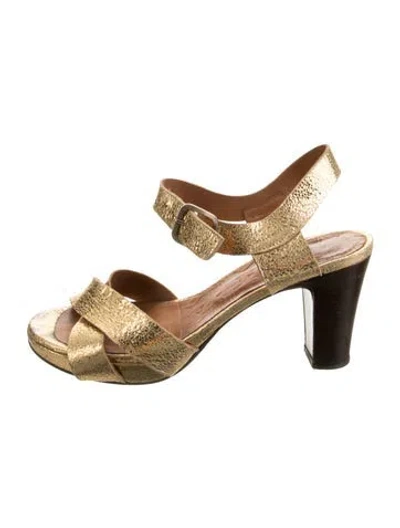 Pre-owned Chie Mihara Leather Sandals In Gold