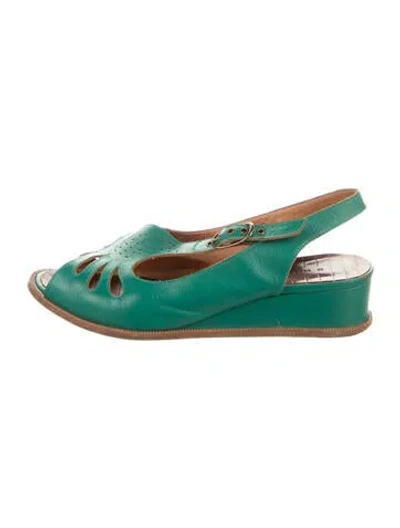 Pre-owned Chie Mihara Leather Slingback Pumps In Green
