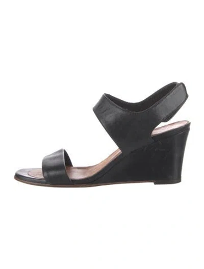 Pre-owned Chie Mihara Leather Slingback Sandals In Black