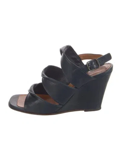 Pre-owned Chie Mihara Leather Slingback Sandals In Blue