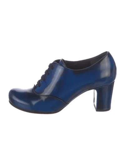 Pre-owned Chie Mihara Patent Leather Pumps In Blue