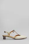Chie Mihara Pumps In Beige