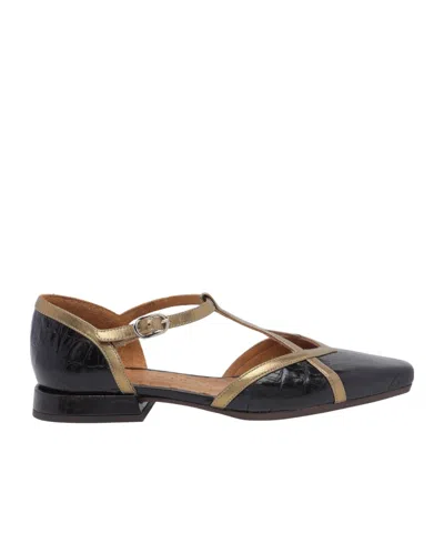 Chie Mihara Square-toe Flats In Black