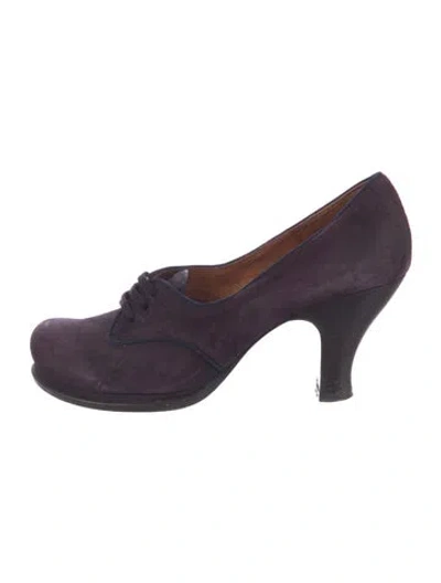 Pre-owned Chie Mihara Suede Bow Accents Pumps In Purple