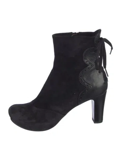 Pre-owned Chie Mihara Suede Lace-up Boots In Black