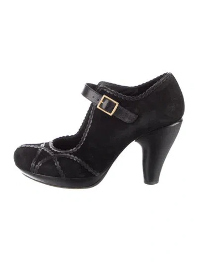 Pre-owned Chie Mihara Suede Pumps In Black