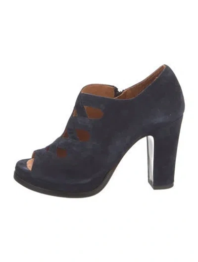Pre-owned Chie Mihara Suede Pumps In Blue
