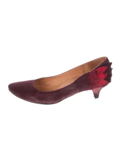Pre-owned Chie Mihara Suede Pumps In Burgundy
