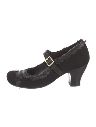 Pre-owned Chie Mihara Suede T-strap Sandals In Black