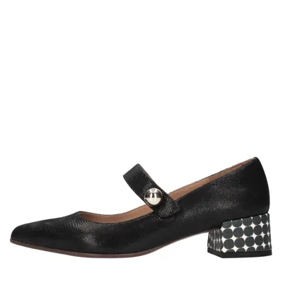 Chie Mihara With Heel In Black