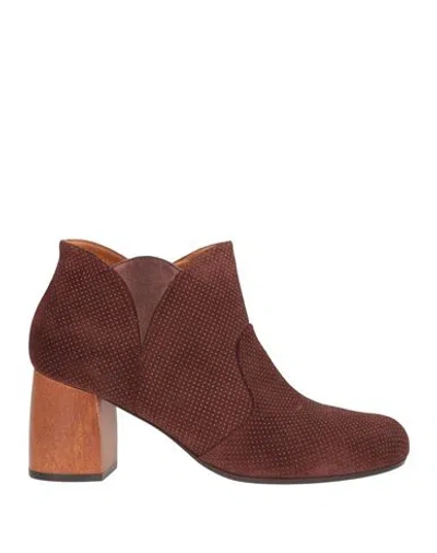 Chie Mihara Woman Ankle Boots Brown Size 7 Leather