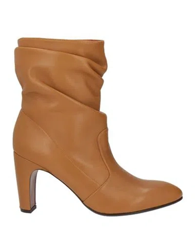 Chie Mihara Woman Ankle Boots Light Brown Size 9 Soft Leather