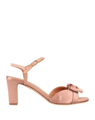 Chie Mihara Woman Sandals Antique Rose Size 7 Textile Fibers In Pink
