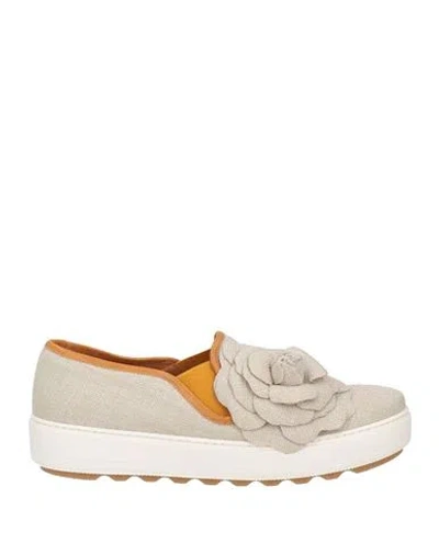 Chie Mihara Woman Sneakers Beige Size 7 Linen, Leather