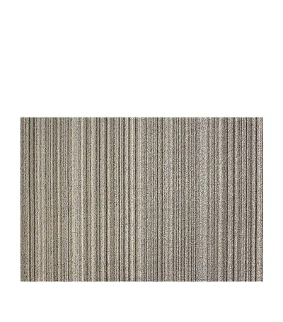 Chilewich Skinny Stripe Sharge Large Mat (91cm X 152cm) In Neutral
